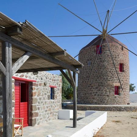 Marketos Windmill And Houses Трипити Экстерьер фото